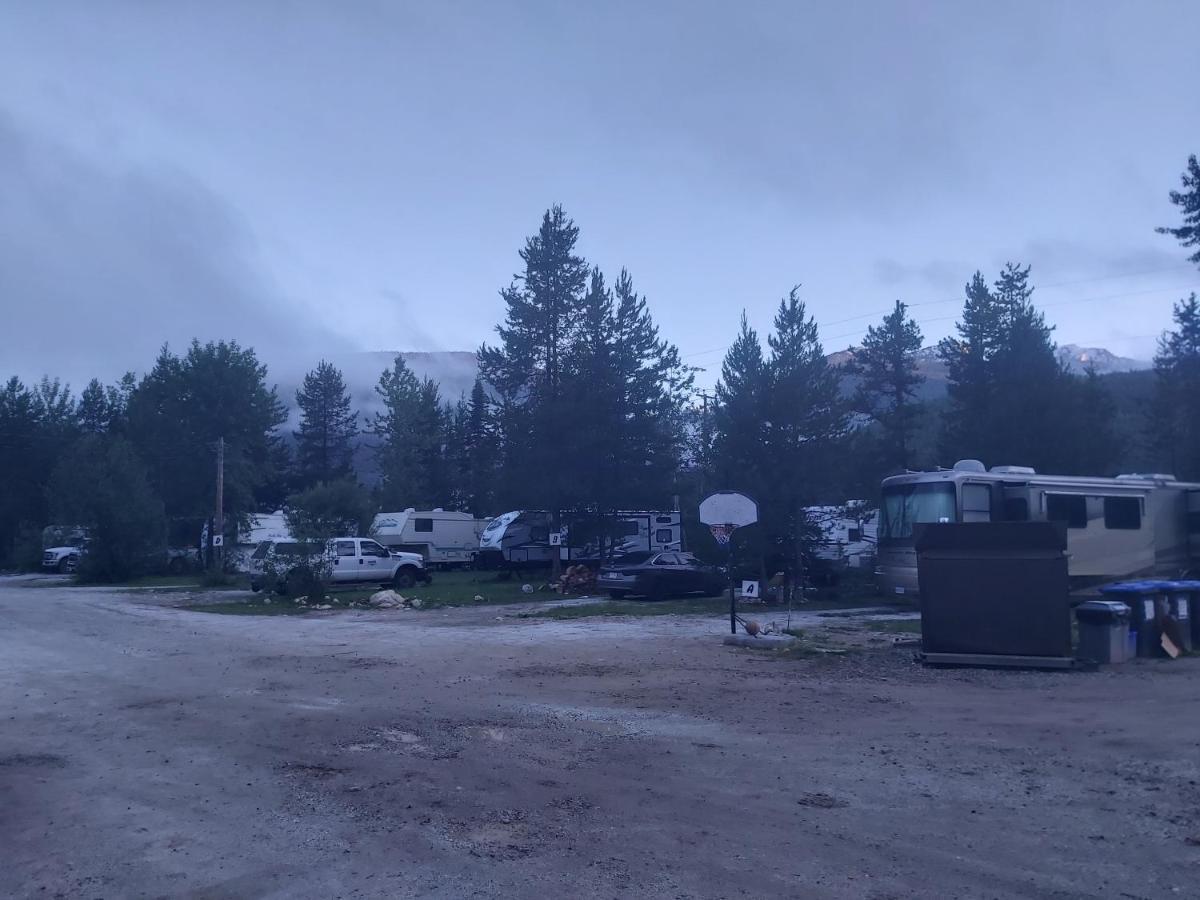 Blue River Cabins & Campgrounds المظهر الخارجي الصورة